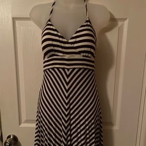 Elle brown and white dress size xs